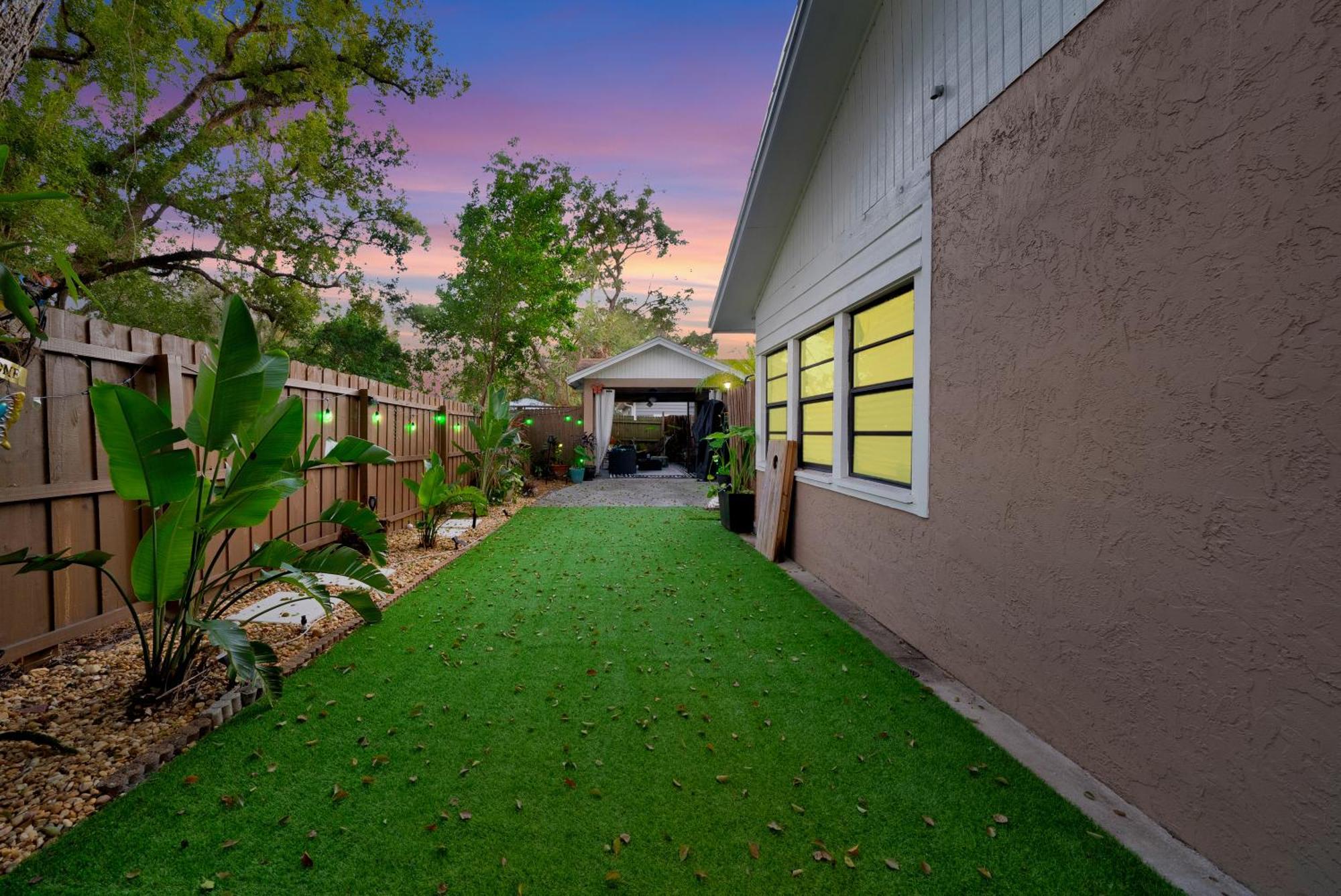 Zen Jungle House By Busch Gardens Sleeps 12 With Outdoor Games & Detached Play Space! Tampa Exterior photo